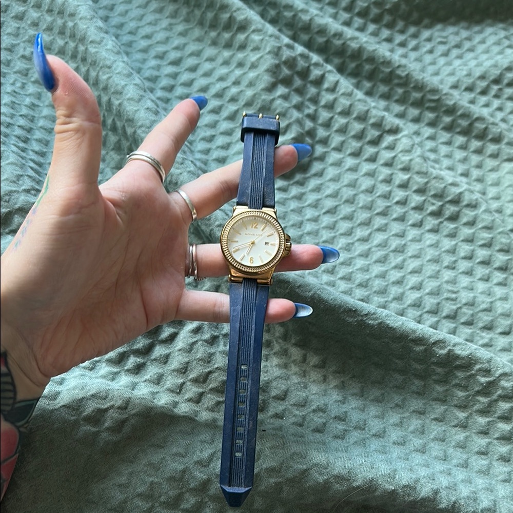 Michael kors mini Dylan watch